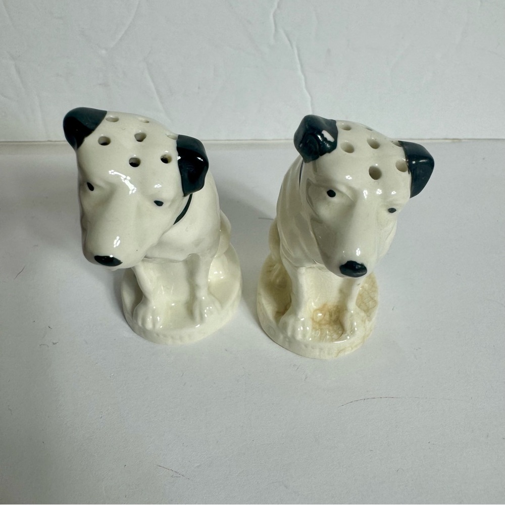 Vintage Lenox Nipper RCA Dogs Salt and Pepper Shakers. Adorable classic dogs